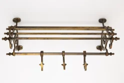 Sale Flamant Fay, Kapstok