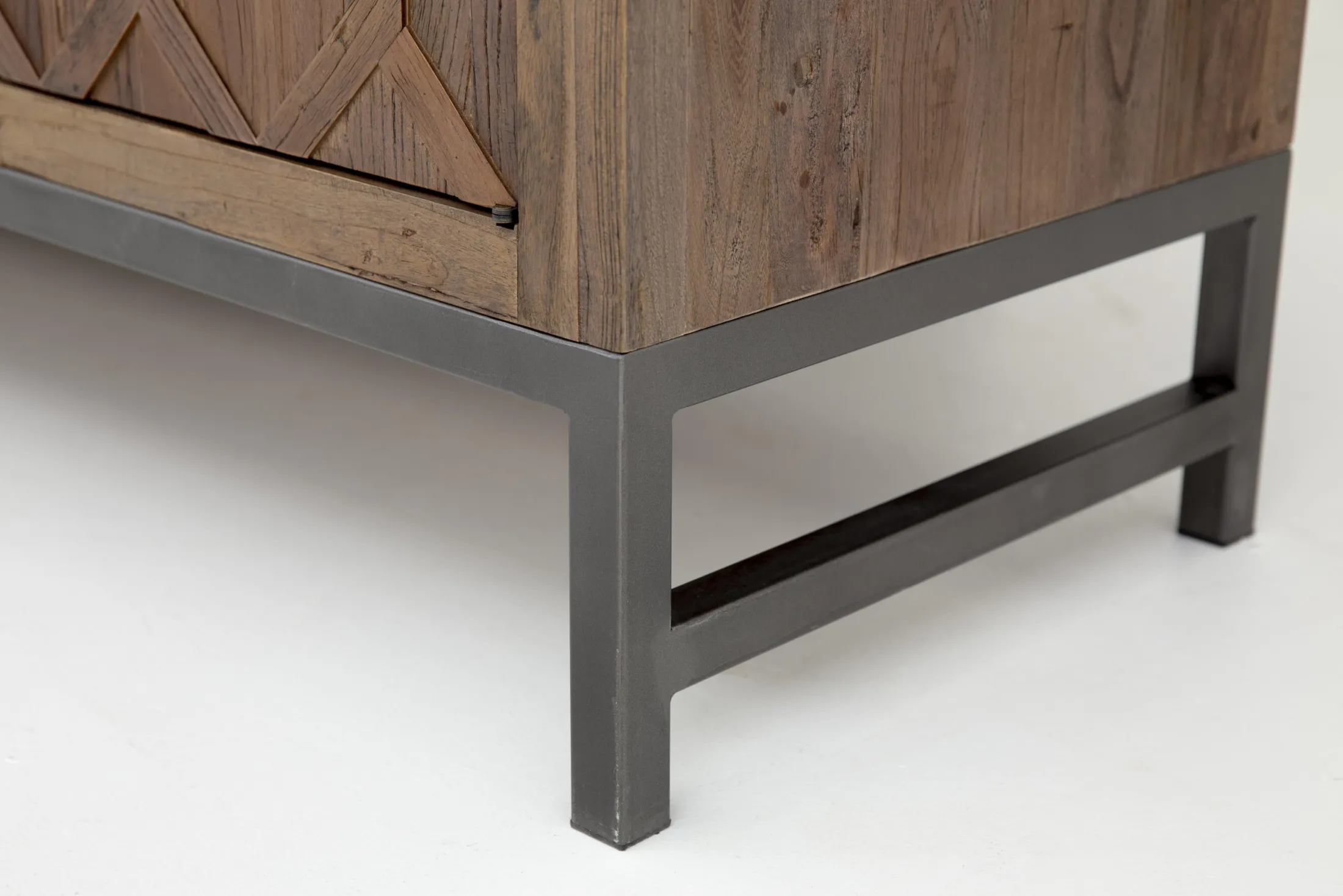 Online Flamant Shingo, Dressoir, 4 Deuren